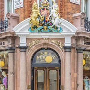 Purdeys Gun Shop, Mayfair, London, England, Uk