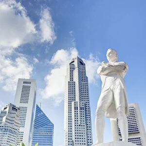 Sir Stamford Raffles Statue, founder of Singapore, Singapore