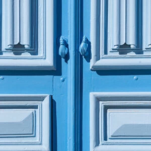 Tunisia, Kairouan, Madina, Hands of Fatima door handle on a blue door