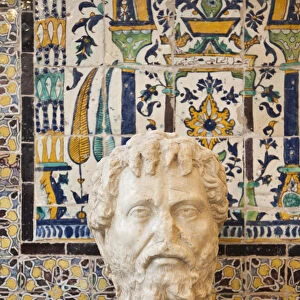 Tunisia, Tunis, Bardo Museum, Roman-era sculpture