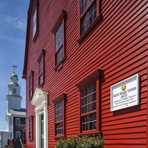 USA, Rhode Island, Newport, White Horse Tavern, 1673, oldest tavern in America