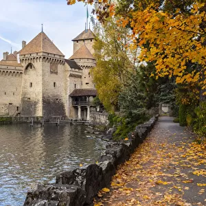 View of the Chillon castle and its lake front in autumn