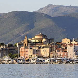 Old Town & harbour with mountain backdrop