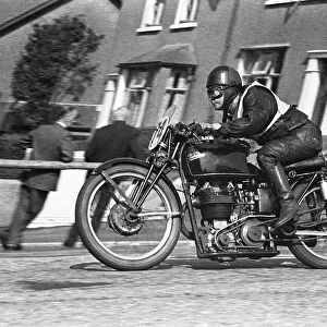 Alan Raynor (Velocette) 1953 Junior Manx Grand Prix