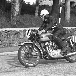 Cliff Dearden (Triumph) 1955 Senior Clubman TT