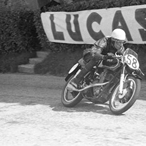 Eric Houseley (AJS) 1954 Junior TT