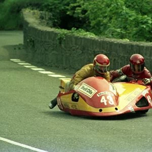 Frank Illingworth & Andrew Oldroyd (Yamaha) 1986 Sidecar TT