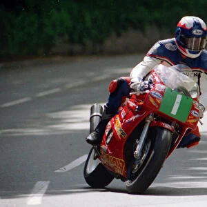 Nick Jefferies (Honda) 2002 Lightweight 400 TT