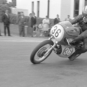 Rex Butcher (Aermacchi) 1966 Lightweight TT