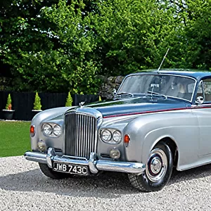Bentley S3 Saloon 1965 Silver and blue, red details