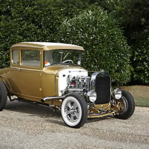 Ford Model A Hot Rod 1930 gold