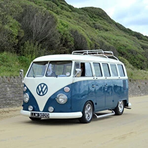 VW Volkswagen Classic Camper van 1966 Blue & white