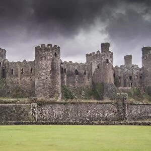 View of medieval castle ruins, Conwy Castle, Conwy, Clwyd, North Wales, December
