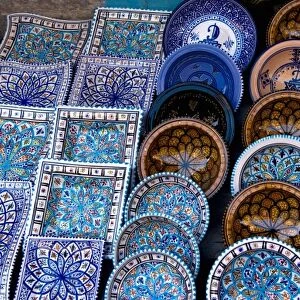 Artwork plates for sale in Medina area of Tunis in Tunisia of Northern Africa