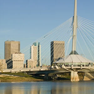 CANADA-Manitoba-Winnipeg: Esplanade Riel Pedestrian Bridge / Morning
