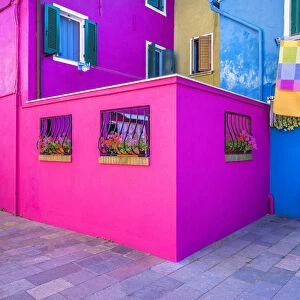 Italy, Burano. Colorful house walls. Credit as: Jim Nilsen / Jaynes Gallery / DanitaDelimont