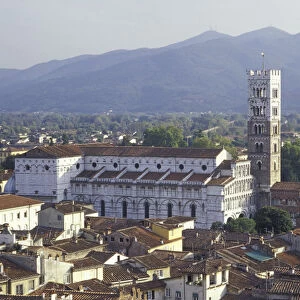Italy, Tuscany, Lucca Cathedral of San Martino (13th C. ) and houses with mountains