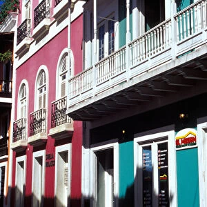 Puerto Rico, Old San Juan. Street scene