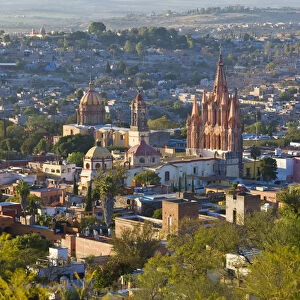 San Miguel Allende & La Parroquia Church