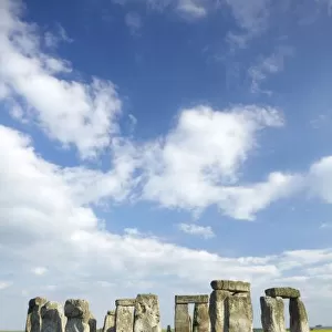 Stonehenge (circa 2500 BC), UNESCO World Heritage Site, Wiltshire, England, United