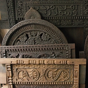 Tanzania: Zanzibar, StoneTown, Imani Antiques and Furniture, store on Cathedral St