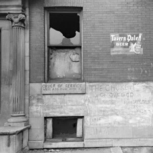 CHICAGO: SOUTHSIDE, 1941. An abandoned building on the south side of Chicago, Illinois