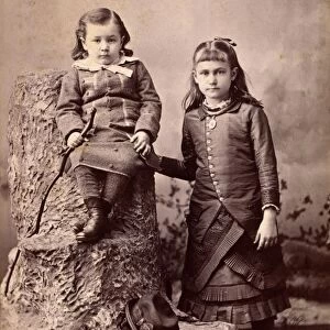 CHILDREN, 19th CENTURY. Original cabinet photograph taken, late 19th century, at