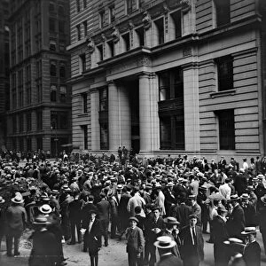 NYC: BROAD STREET, c1906. Crowd of men involved in curb exchange trading on Broad