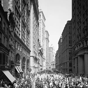 NYC: BROAD STREET, c1915. Crowd of men involved in curb exchange trading on Broad