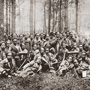 WORLD WAR I: RUSSIANS. Group of Russian troops during World War I. Photograph, c1915