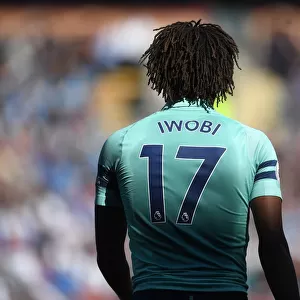 Alex Iwobi in Action: Arsenal vs. Burnley (2018-19 Premier League)