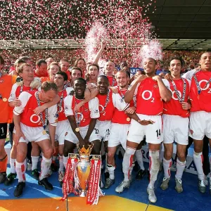 Arsenal Celebrate16 040515. jpg