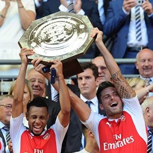 Arsenal: Coquelin and Giroud Celebrate Community Shield Victory