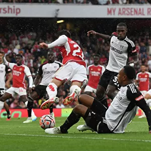Arsenal FC v Fulham FC - Premier League