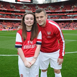 Arsenal mascot with Jack Wilshere (Arsenal). Arsenal 2: 0 Fulham. Barclays Premier League
