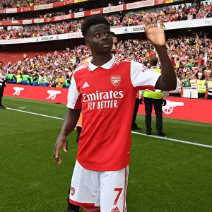 Arsenal's Bukayo Saka Celebrates Victory Over Everton in 2021-22 Premier League