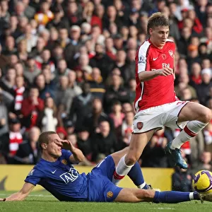 Bendtner vs Vidic: Arsenal's Edge over Manchester United in the 2008 Premier League Clash