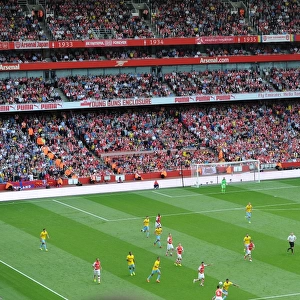 Emirates Stadium. Arsenal 2: 1 Crystal Palace. Barclays Premier League. Emirates Stadium, 16 / 8 / 14