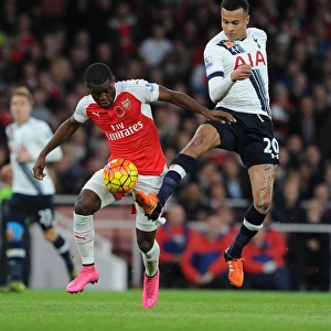Season 2015-16 Mounted Print Collection: Arsenal v Tottenham Hotspur 2015-16