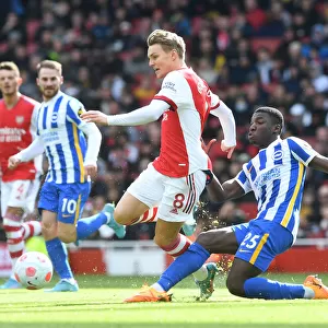 Odegaard vs Caicedo: A Midfield Showdown in Arsenal's Battle with Brighton