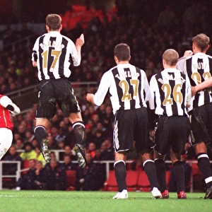 Matches 2006-07 Photographic Print Collection: Arsenal v Newcastle United 2006-07