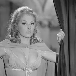 Scars of Dracula StudioCANAL 35mm Print