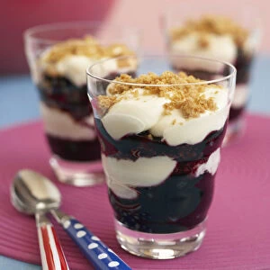 Blueberry and mascarpone cheesecake served in glasses
