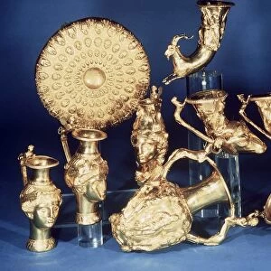 Europe, Bulgaria, The Panagjuriste treasure, embossed gold