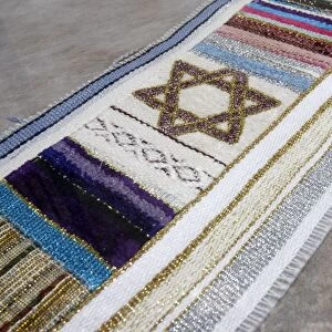Jewish textile motif