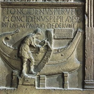 Longidienuss stele, master carpenter or faber navalis (carpenter on ship)