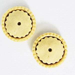 Two small pies