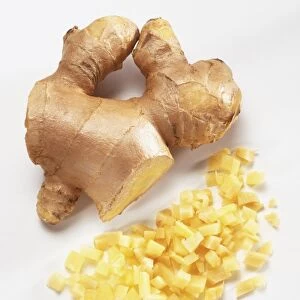 Zingiber officinale, Ginger root and finely diced ginger, close up