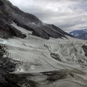 Grindelwald-Fiescher glacier from Eismeer