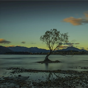 Lake Wanaka at dusk, South Island, New Zealand